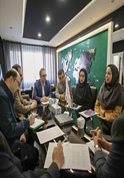 حضور معاون پژوهش، کارآفرینی و فناوری دانشگاه هنر اسلامی تبریز در جلسه هیئت مدیره کانون انجمن‌های صنفی کارفرمایی آذربایجان‌شرقی